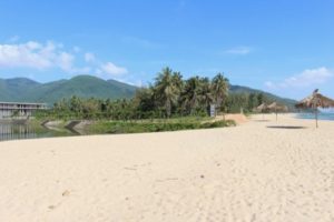 The private sandy beach at the ICISE conference center